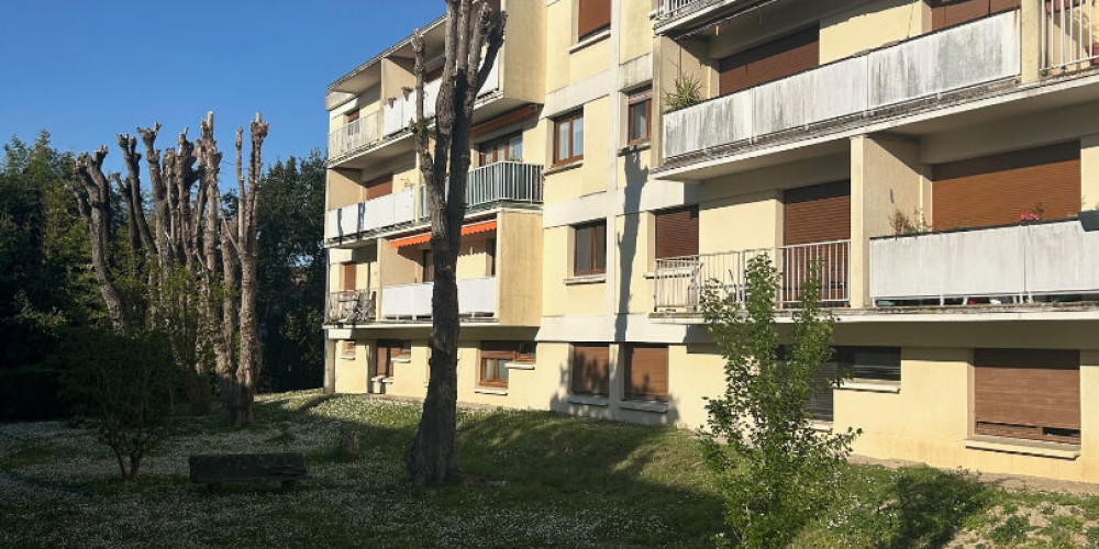 appartement à BORDEAUX (33200)