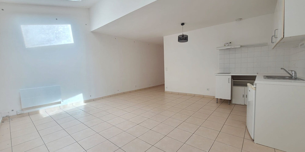 appartement à BORDEAUX (33800)