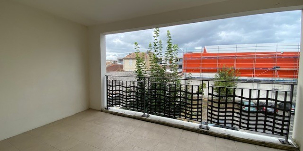 appartement à BORDEAUX (33300)