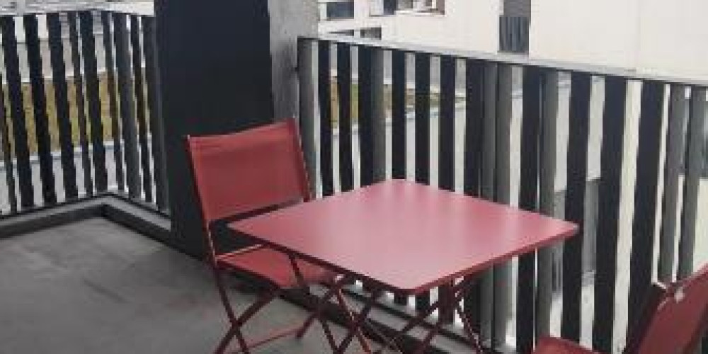 appartement à BORDEAUX (33300)