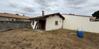 maison à ST JEAN D ILLAC (33127)