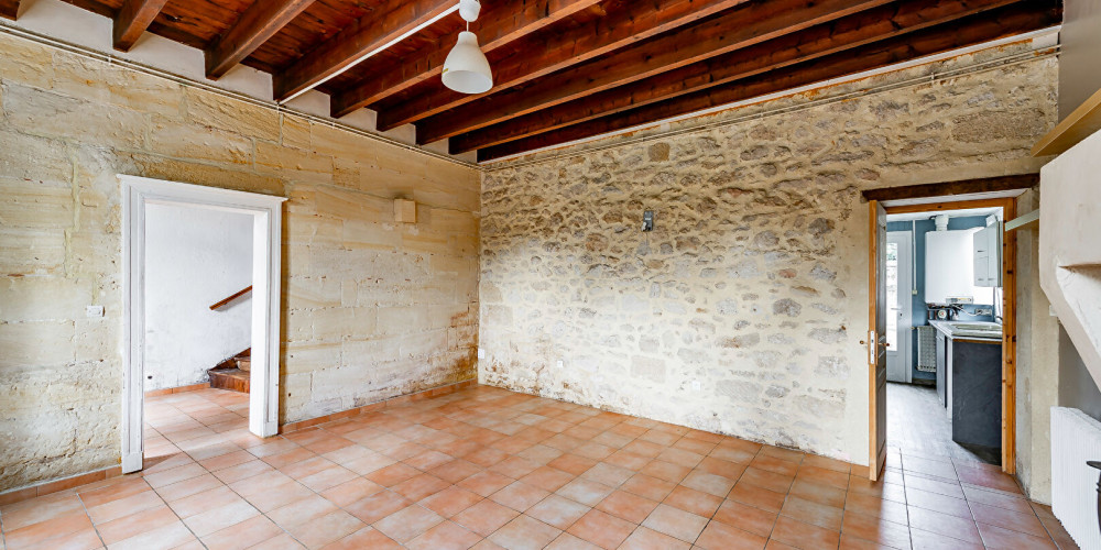 maison à ST PHILIPPE D AIGUILLE (33350)