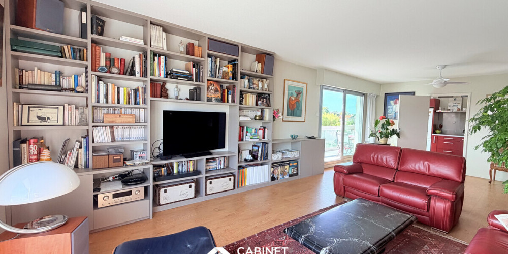 appartement à BORDEAUX (33200)