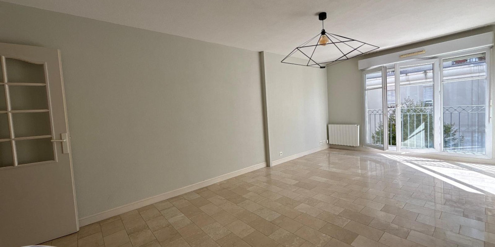 appartement à BORDEAUX (33000)