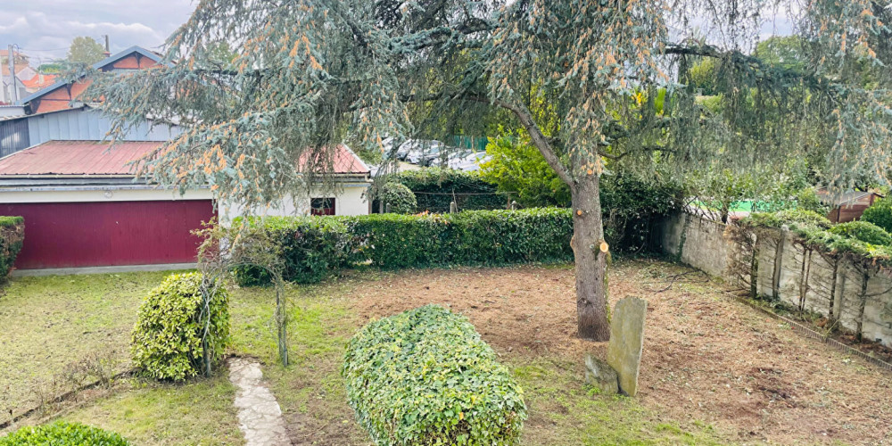 terrain à MERIGNAC (33700)