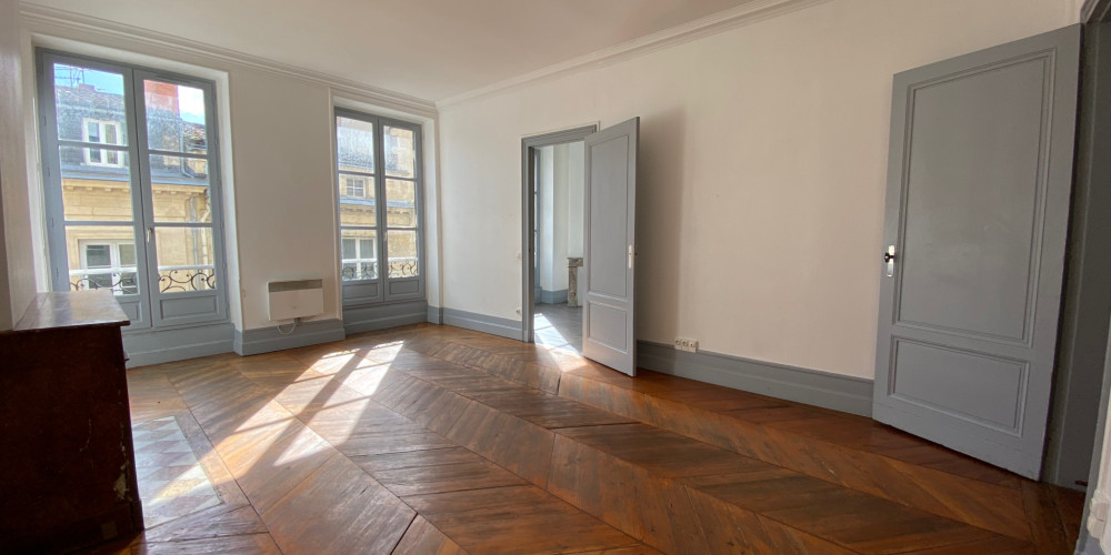 appartement à BORDEAUX (33000)
