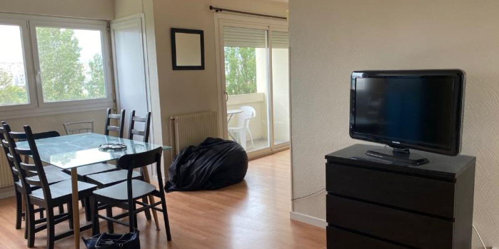 appartement à LE BOUSCAT (33110)