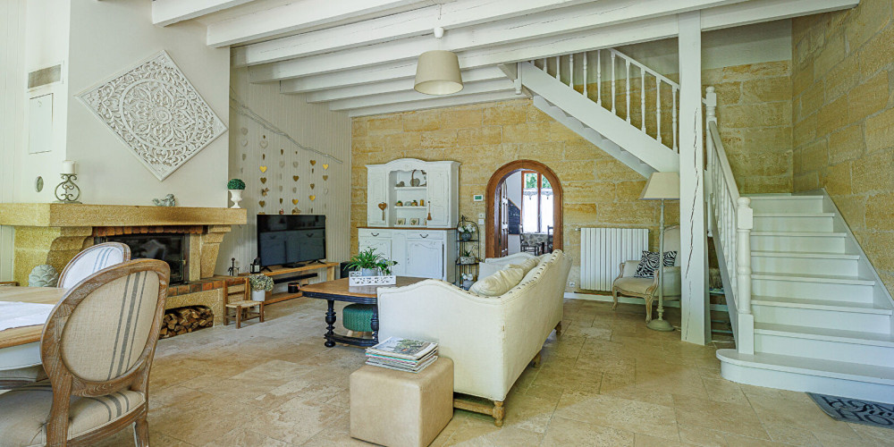 maison à ST MEDARD DE GUIZIERES (33230)