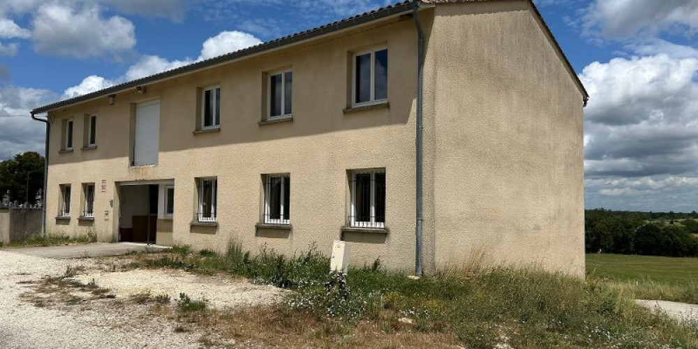 immeuble à MARANSIN (33230)