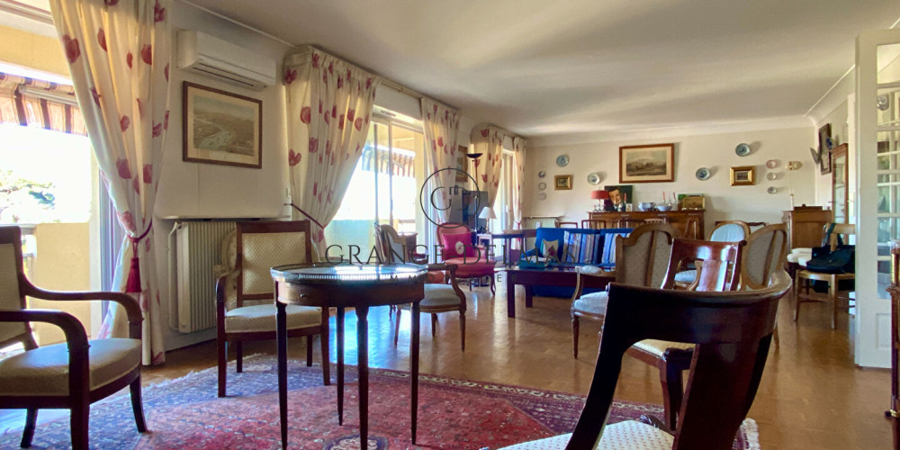 appartement à BORDEAUX (33000)