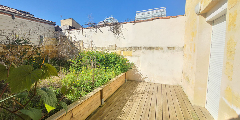 immeuble à BORDEAUX (33800)