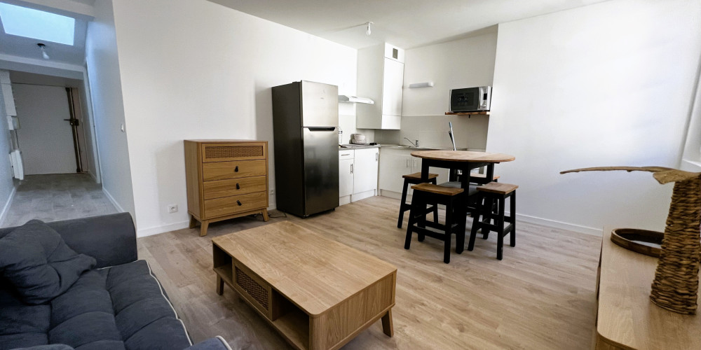 appartement à BORDEAUX (33000)