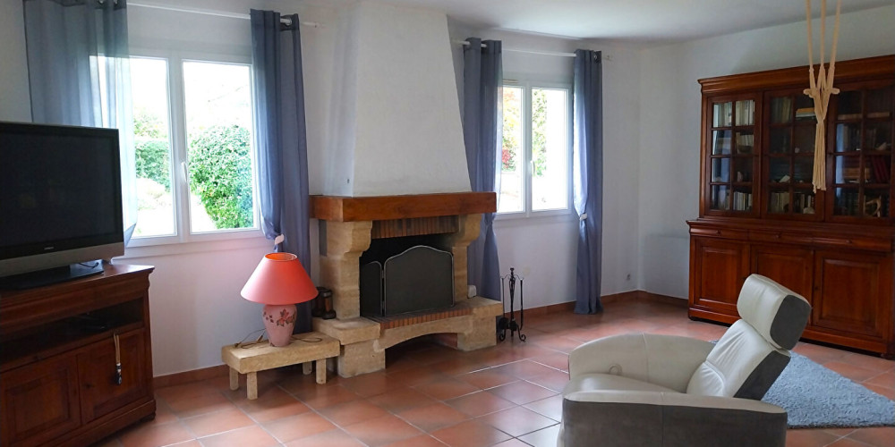 maison à MOULON (33420)