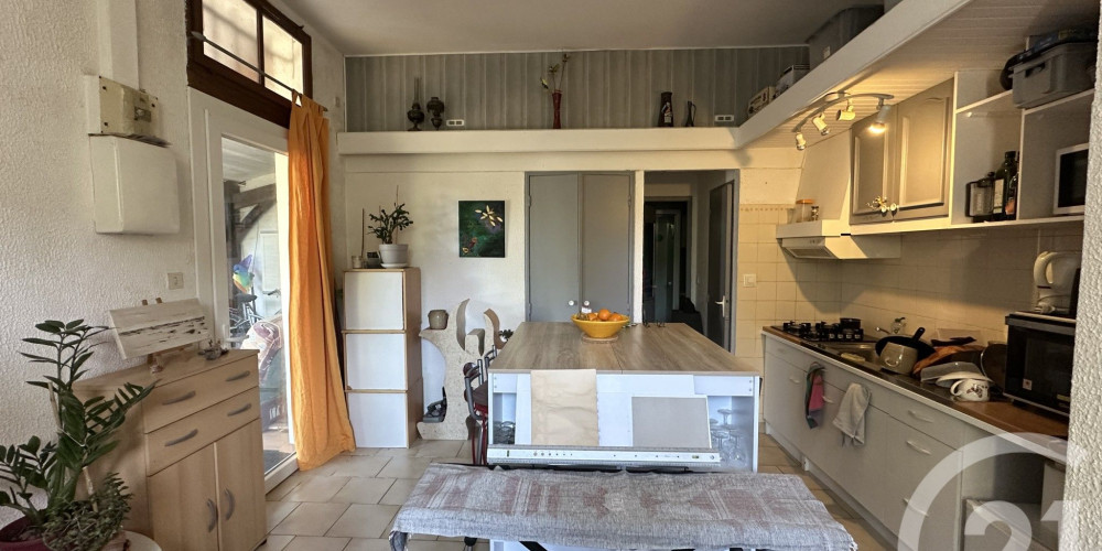 appartement à ARES (33740)