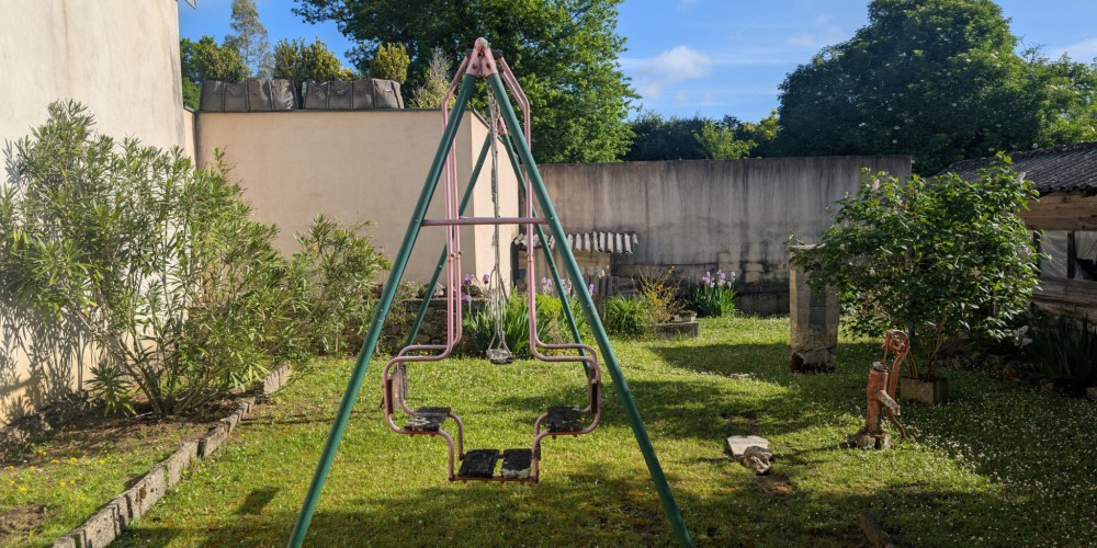 maison à GUITRES (33230)