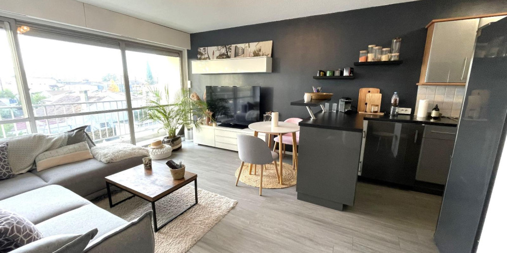 appartement à BORDEAUX (33200)