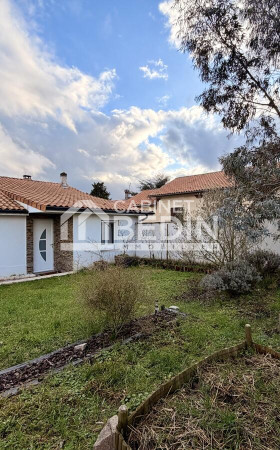 Maison  AMBARES ET LAGRAVE