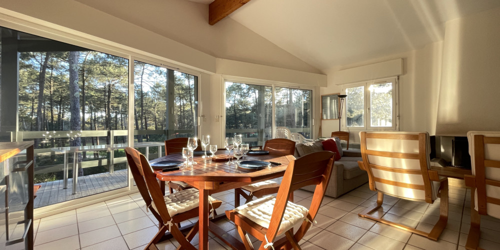 maison à LACANAU (33680)