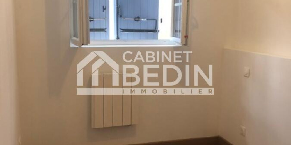 appartement à VILLEGOUGE (33141)