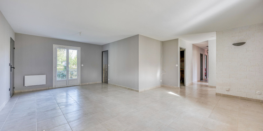 maison à ST MICHEL DE RIEUFRET (33720)