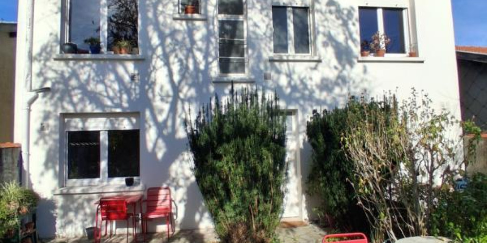 immeuble à LE BOUSCAT (33110)