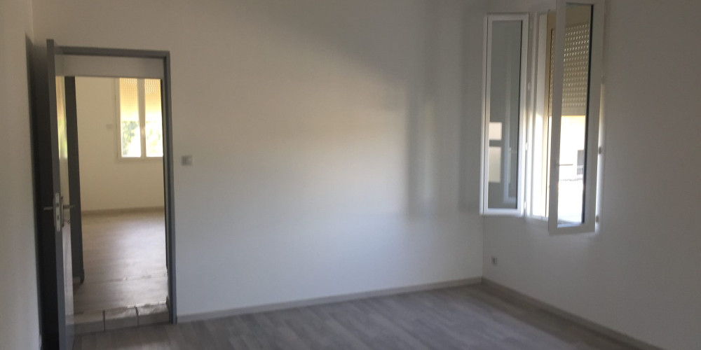 appartement à ST DENIS DE PILE (33910)