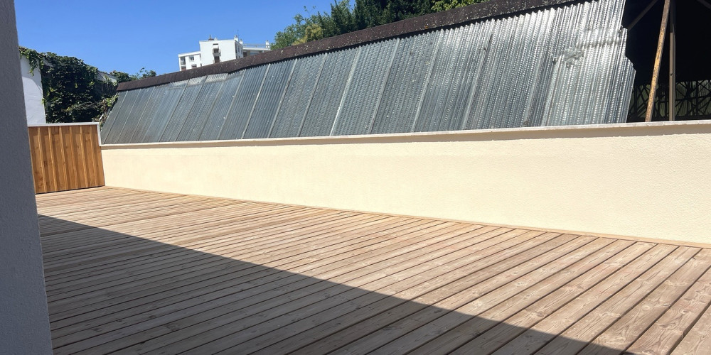 appartement à BORDEAUX (33300)