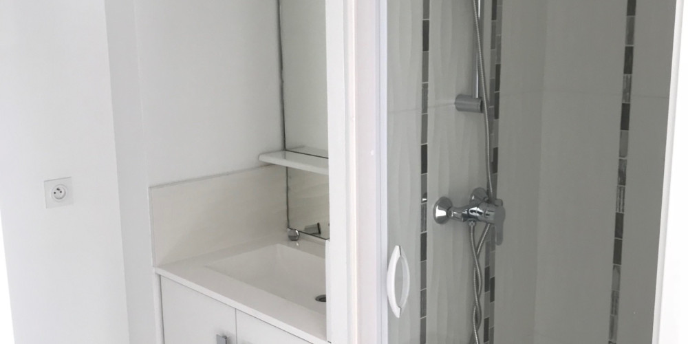 appartement à BORDEAUX (33000)