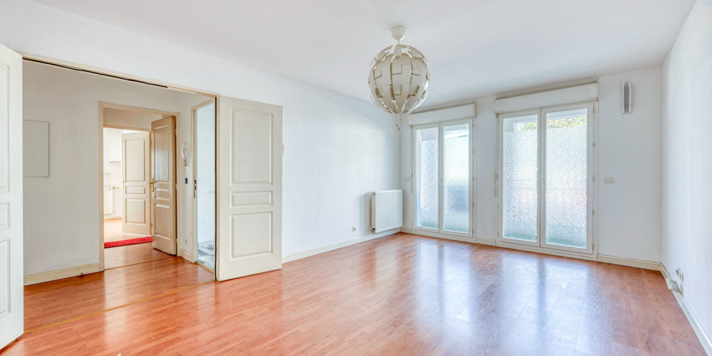 appartement à BORDEAUX (33300)