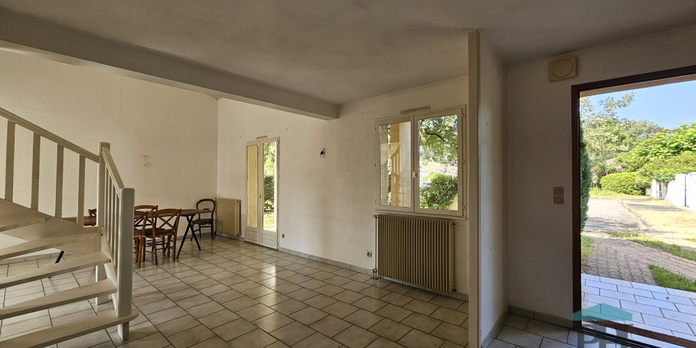 maison à VILLENAVE D ORNON (33140)
