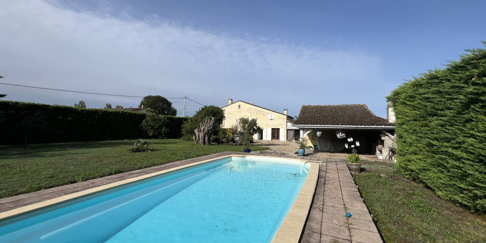 maison à LUSSAC (33570)