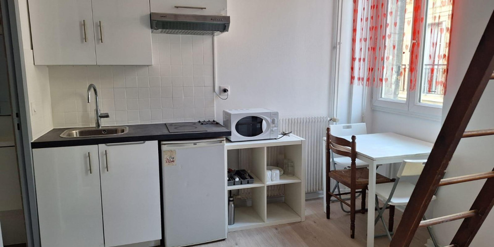 appartement à BORDEAUX (33000)