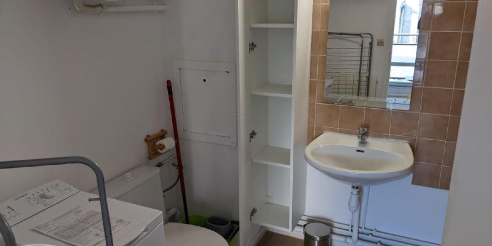 appartement à BORDEAUX (33800)