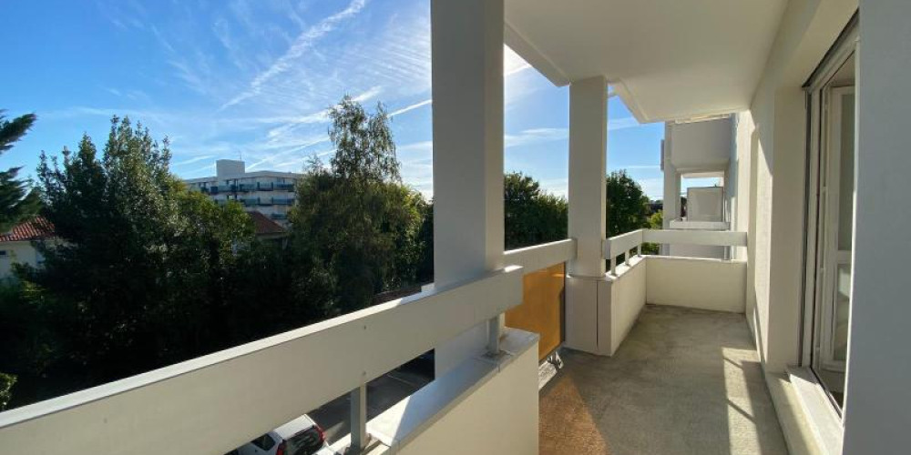appartement à BORDEAUX (33200)