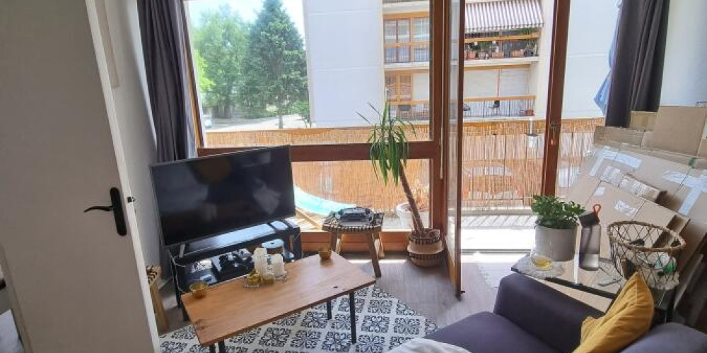 appartement à BORDEAUX (33200)