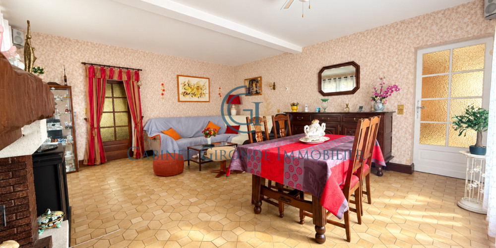 maison à ARVEYRES (33500)