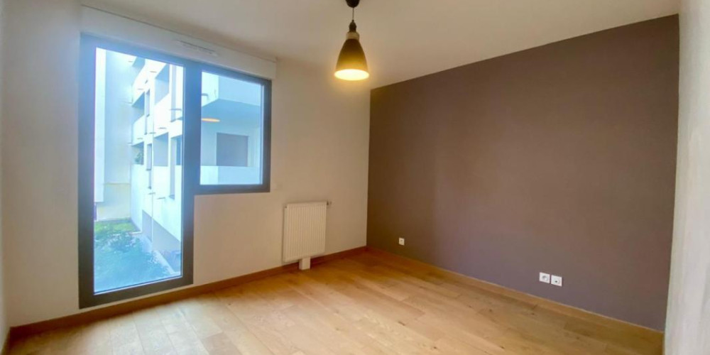 appartement à BORDEAUX (33100)