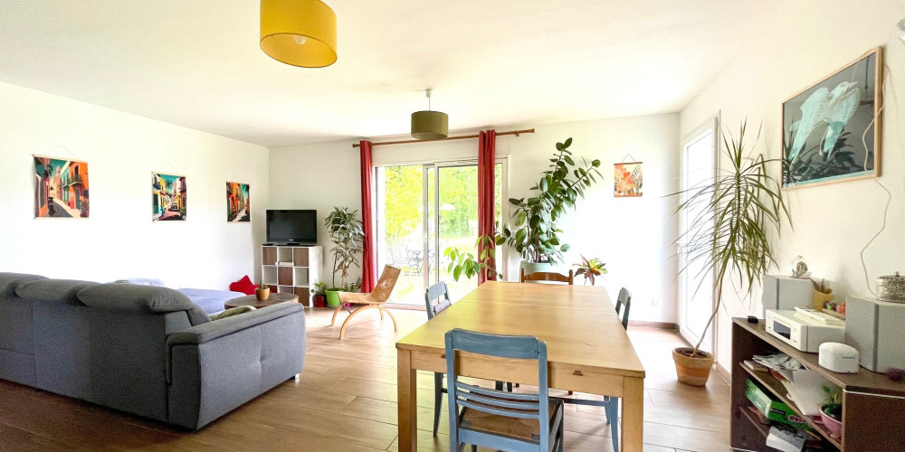 maison à LE NIZAN (33430)