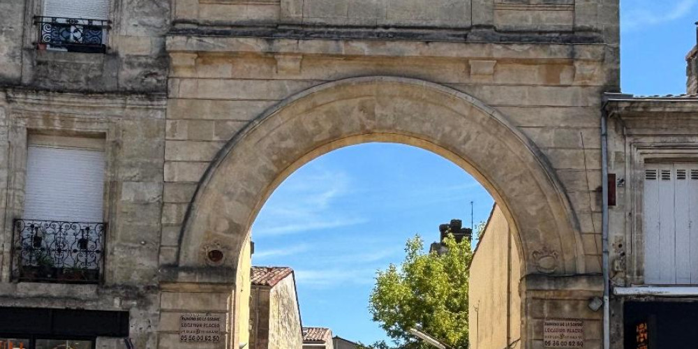 parking à BORDEAUX (33800)