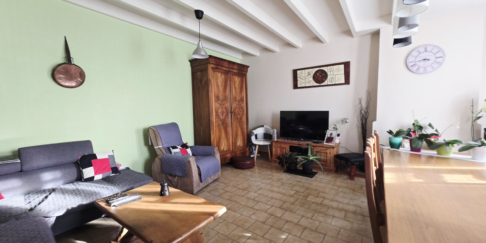 maison à LA RIVIERE (33126)