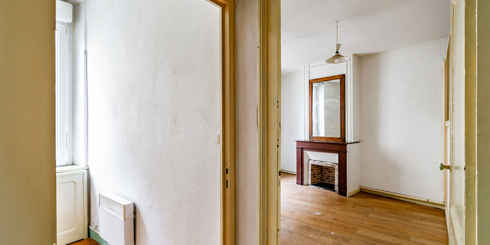 appartement à BORDEAUX (33800)