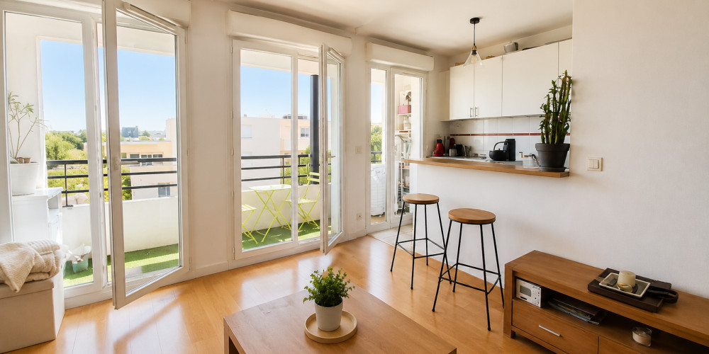 appartement à BORDEAUX (33300)