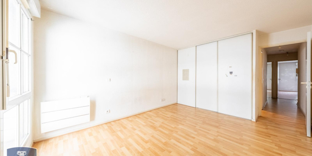 appartement à BORDEAUX (33000)