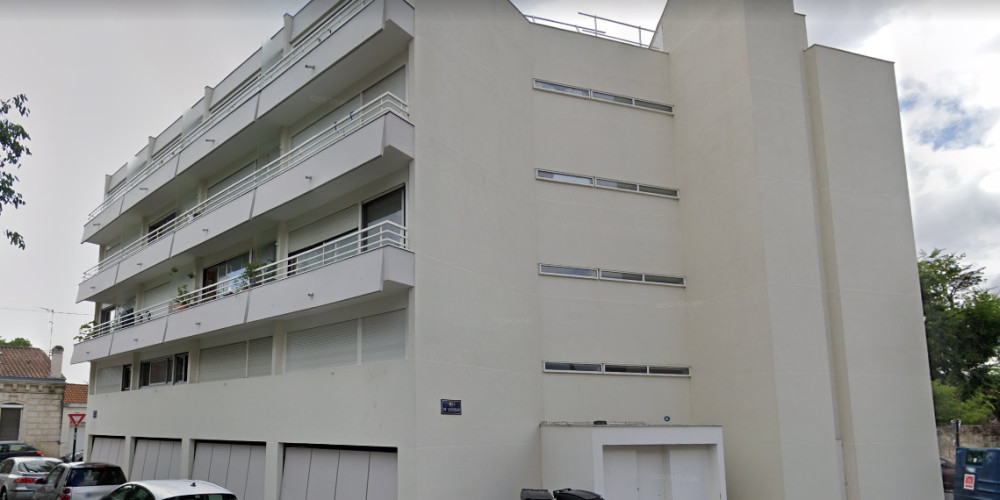 parking à BORDEAUX (33000)