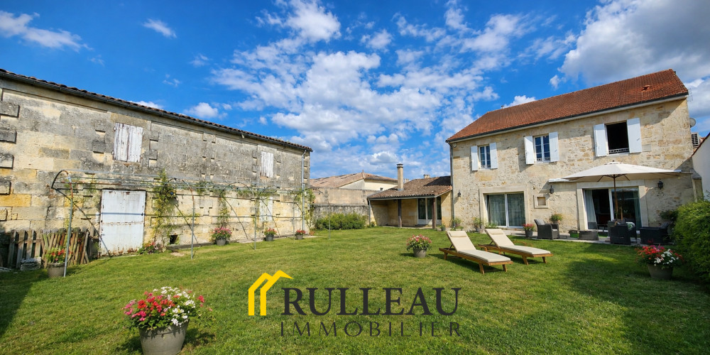 maison à PUGNAC (33710)