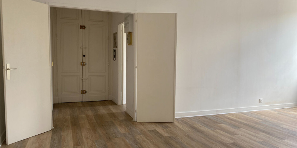 appartement à BORDEAUX (33000)