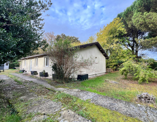 maison  HOSTENS