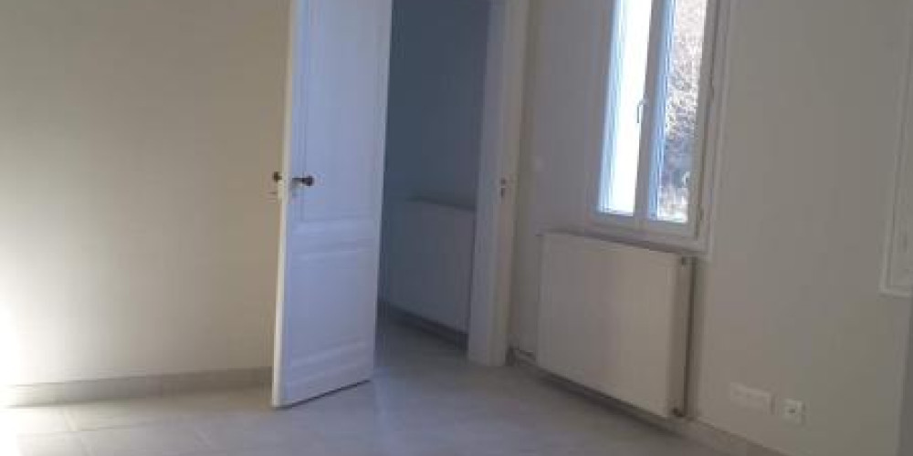 maison à SALAUNES (33160)