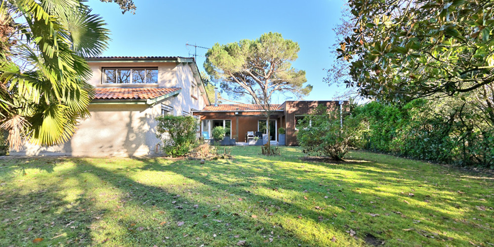 maison à PESSAC (33600)