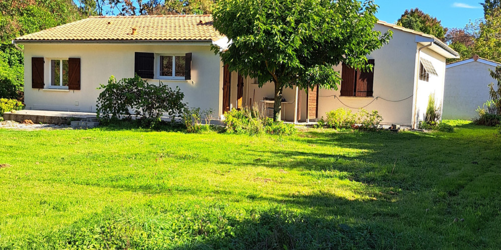 maison à IZON (33450)